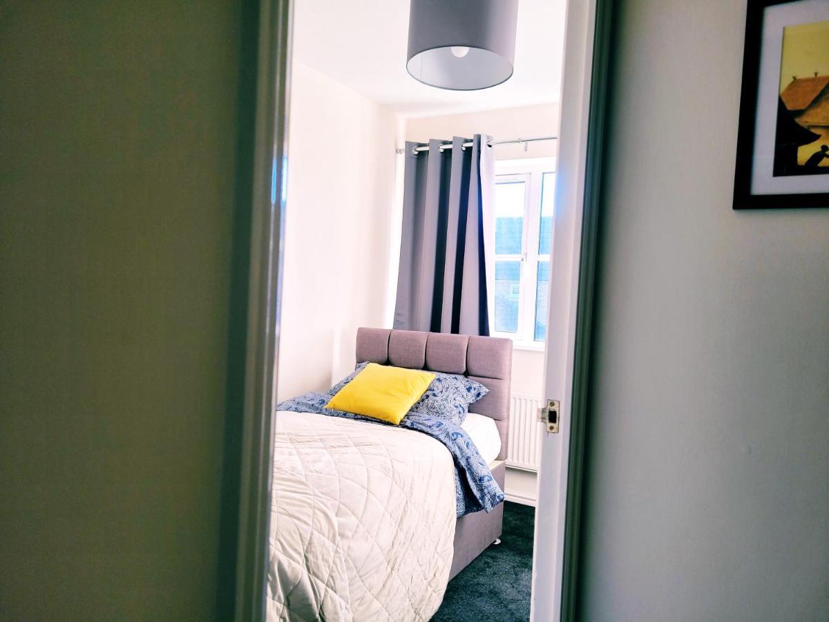Modern 2 Bed House- Free Parking And Close To The Centre Bristol Luaran gambar