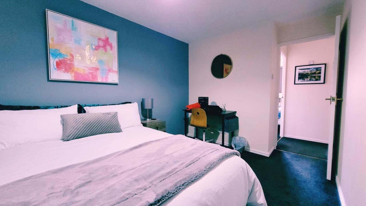 Modern 2 Bed House- Free Parking And Close To The Centre Bristol Luaran gambar